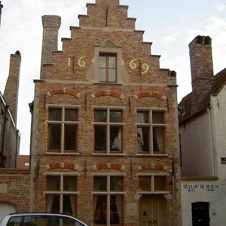1669 Nocleg ze śniadaniem 4*